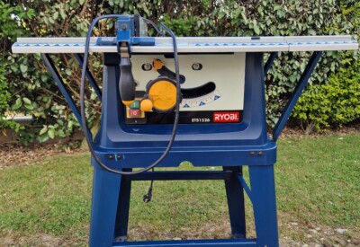 Location Scie circulaire sur table électrique Ryobi à Thivars